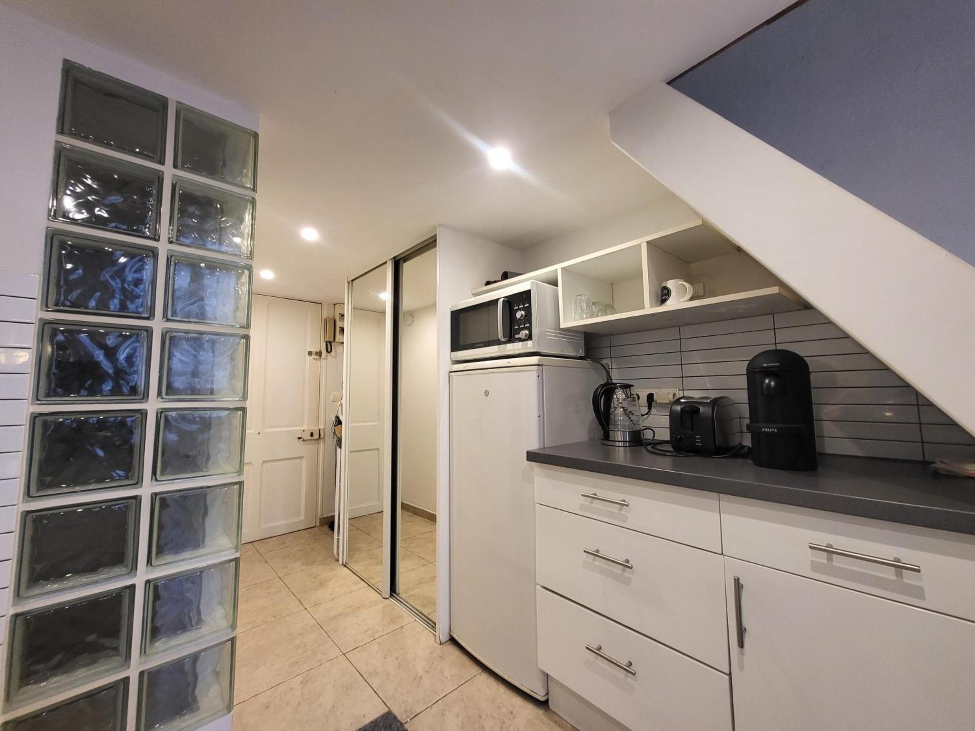 Au Coeur Du Vieux-nice - Plages - Mezzanine - 3 Personnes - A Pied! Nizza