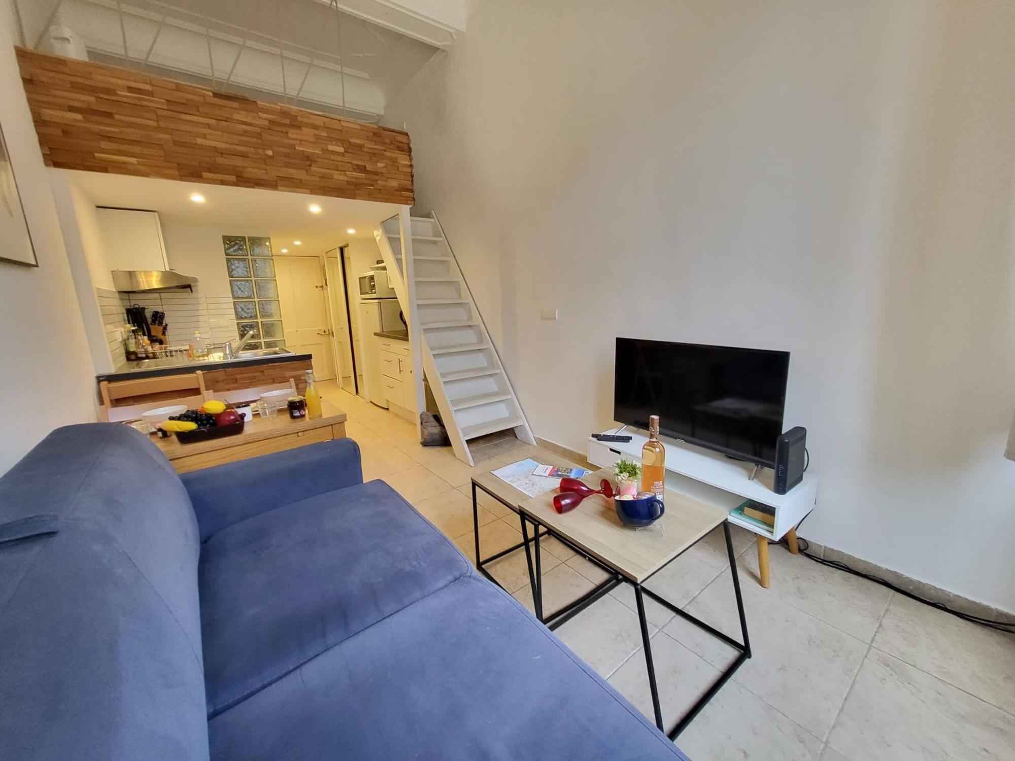 Au Coeur Du Vieux-nice - Plages - Mezzanine - 3 Personnes - A Pied! Apartment *
